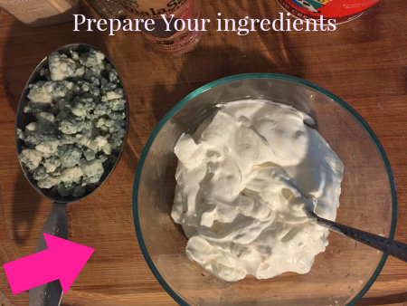 homemade blue cheese dressing